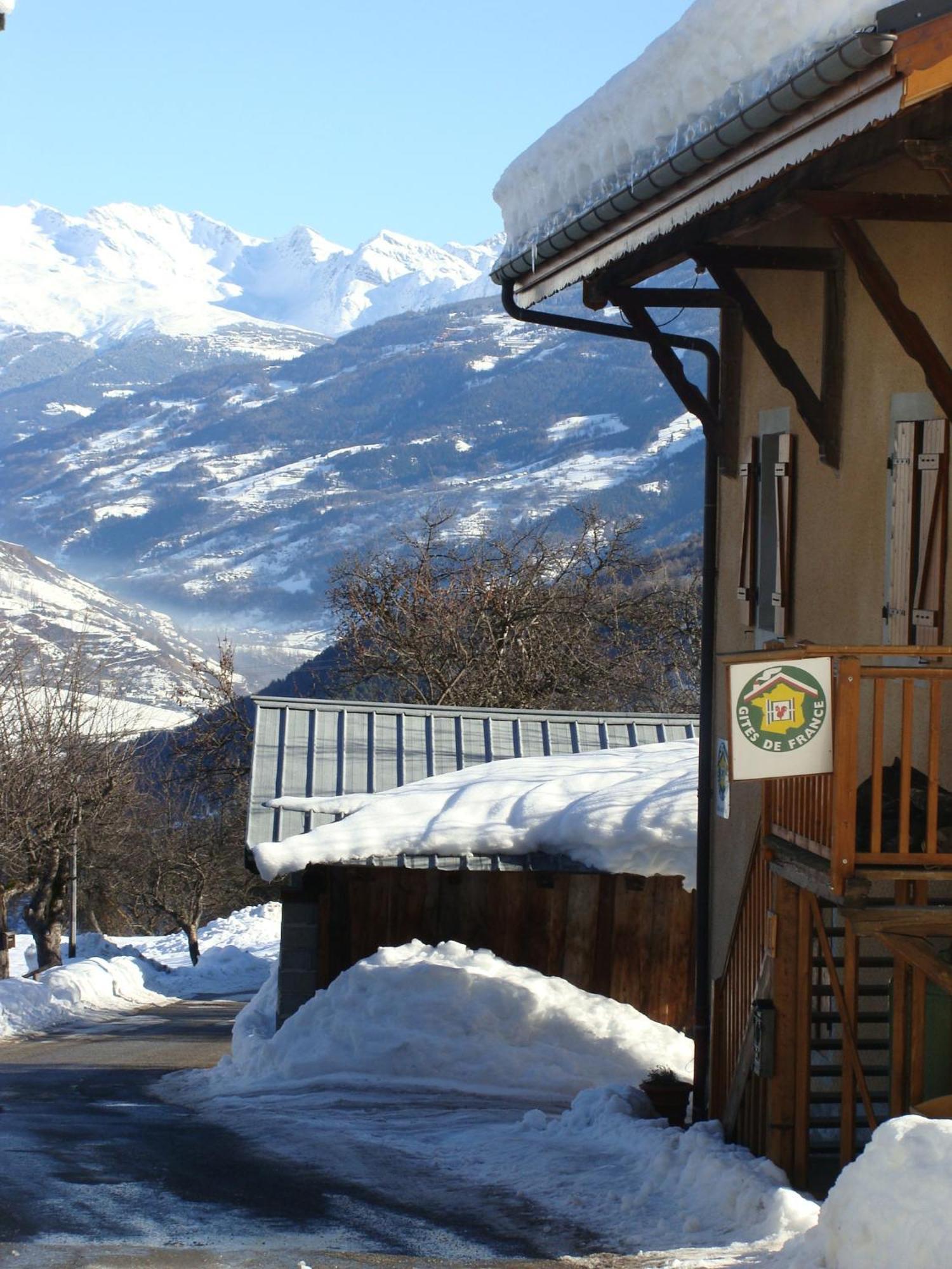 Gite-Auberge De Montvilliers Aime Kültér fotó
