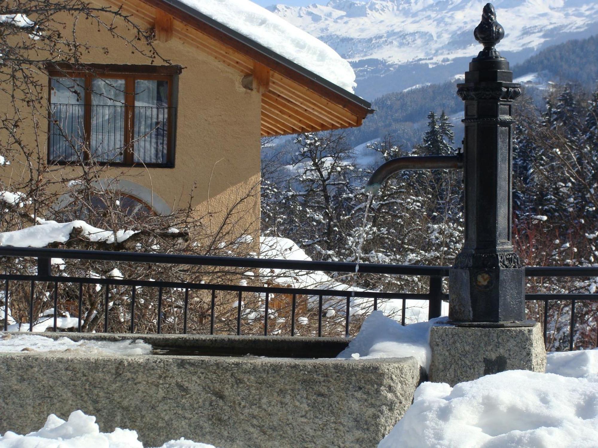 Gite-Auberge De Montvilliers Aime Kültér fotó