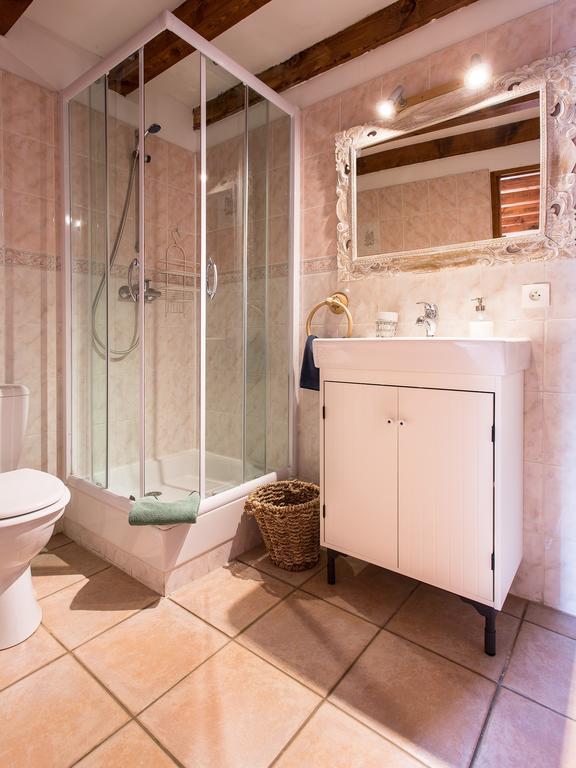 Gite-Auberge De Montvilliers Aime Kültér fotó