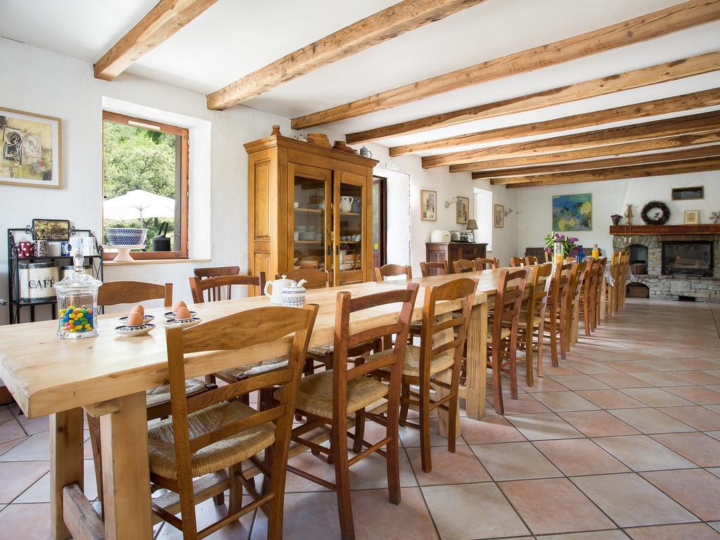Gite-Auberge De Montvilliers Aime Kültér fotó