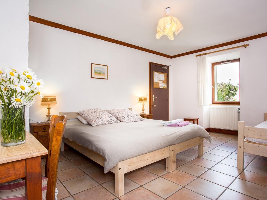 Gite-Auberge De Montvilliers Aime Kültér fotó