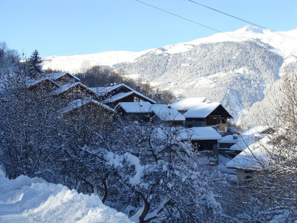 Gite-Auberge De Montvilliers Aime Kültér fotó